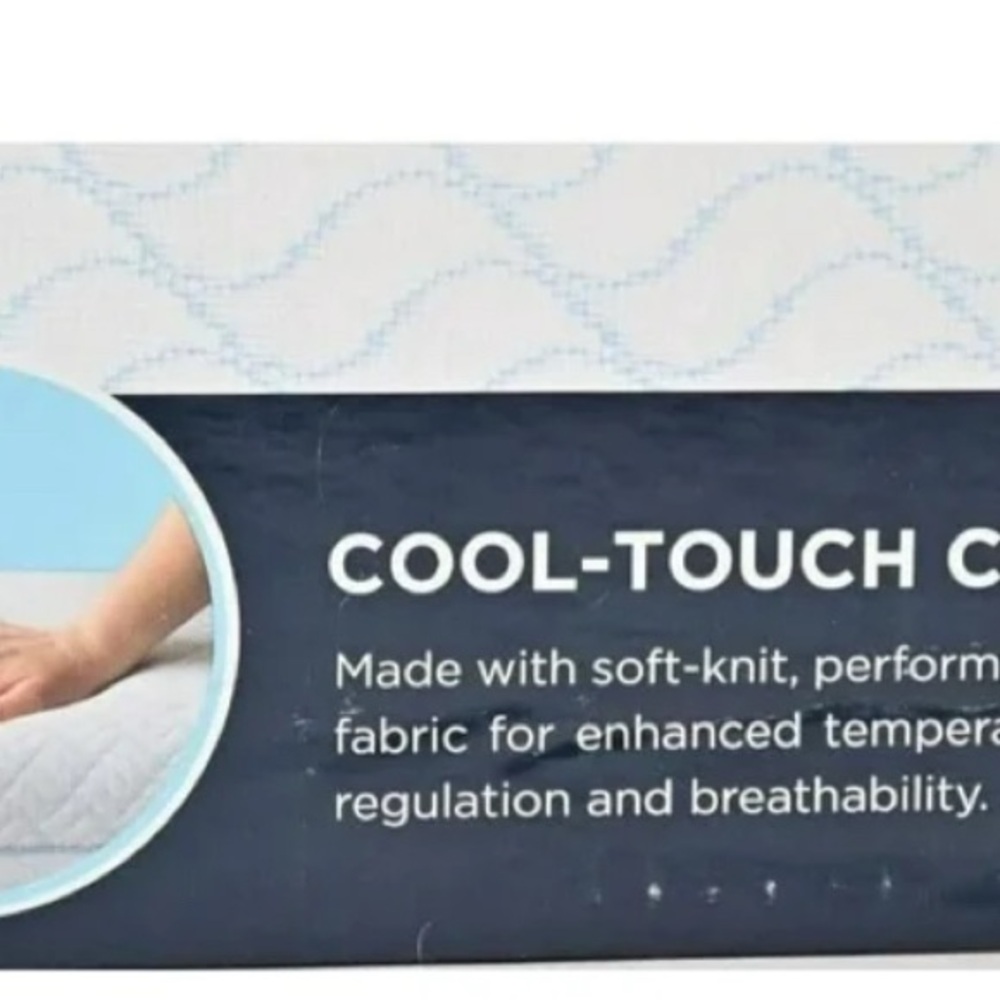 Tempur-Pedic Cooling Memory Foam Pillow - Picture 3 of 9